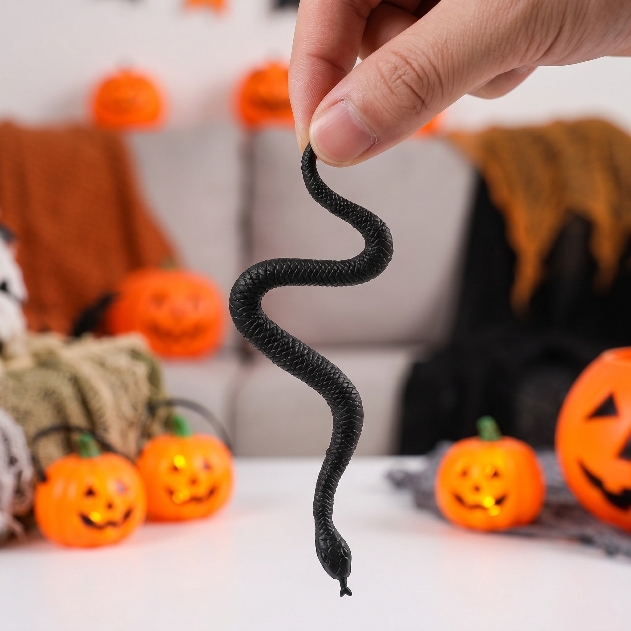 100 pezzi di serpenti realisti - Prank Toys recensione e prezzo
