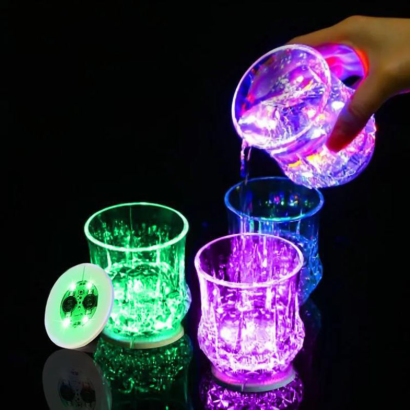 Adesivo per sottobicchieri a L - Glow In The Dark Party Glasses recensione e prezzo